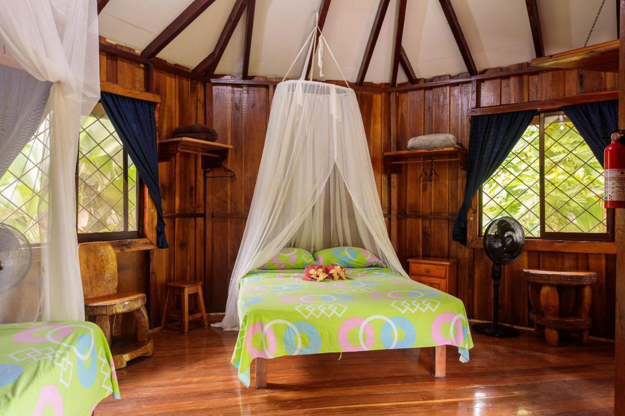 Bungalows Ache Cahuita Exterior photo